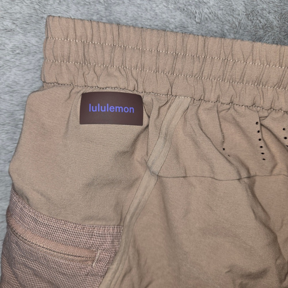 Lululemon Mens Athletic Cargo Shorts Tan Khaki Purple Drawstring Mesh Pockets - Picture 3 of 6